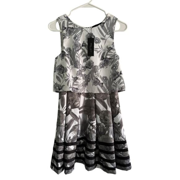 Romeo & Juliet Couture Dresses & Skirts - Romeo & Juliet Couture NWT Sleeveless Black White Grey Dress- Size Small